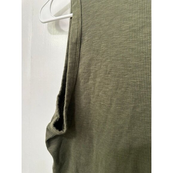 Old Navy women’s size large green tanktop - Picture 10 of 11